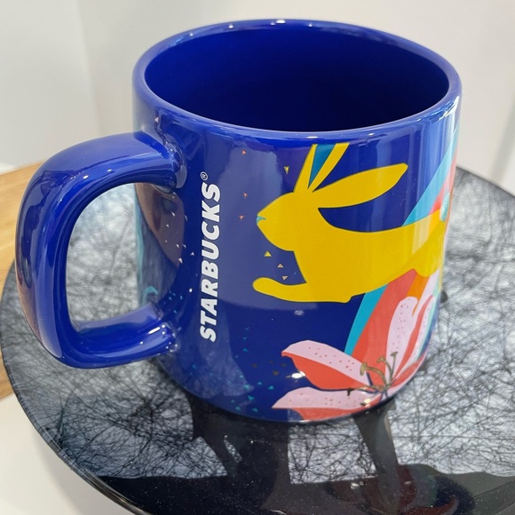 STARBUCKS Spring 2021 Easter Bunny Ceramic Mug 14 oz ~ BNWT - Picture 3 of 11